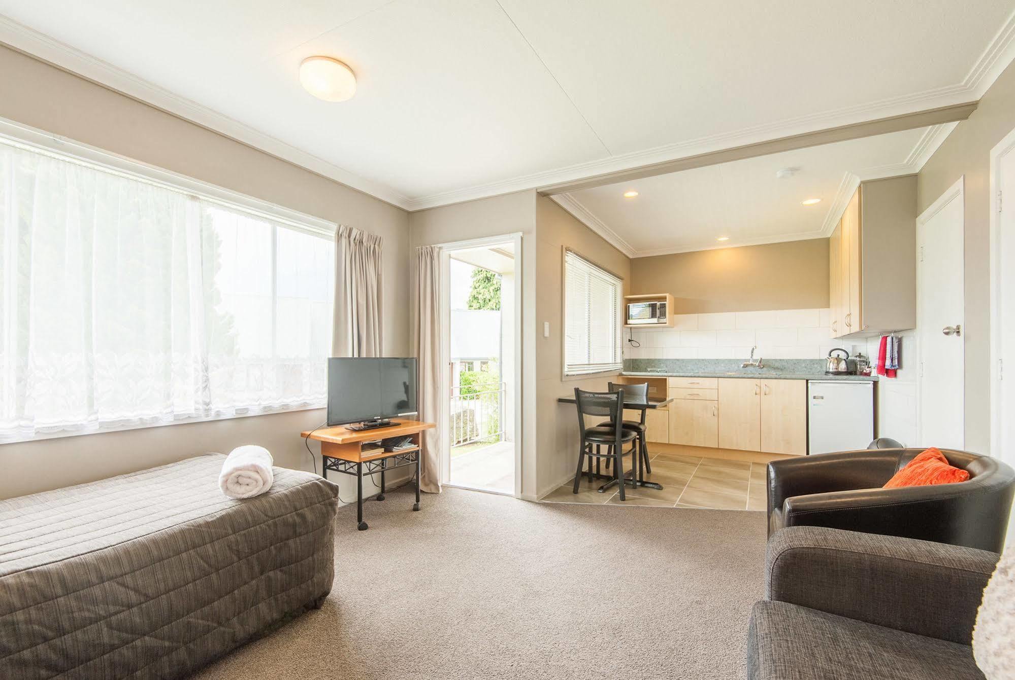 Manuka Crescent Motel Ванака Екстер'єр фото